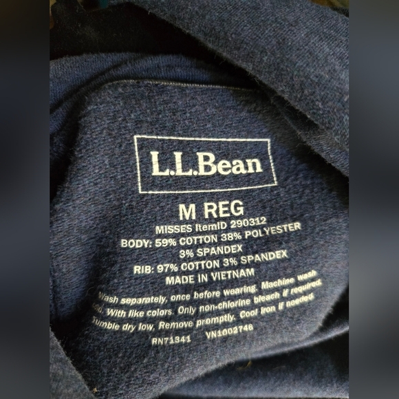 L.L. Bean Misses Navy Blue Cowl Neck Sweater~ Size Medium - Picture 7 of 7